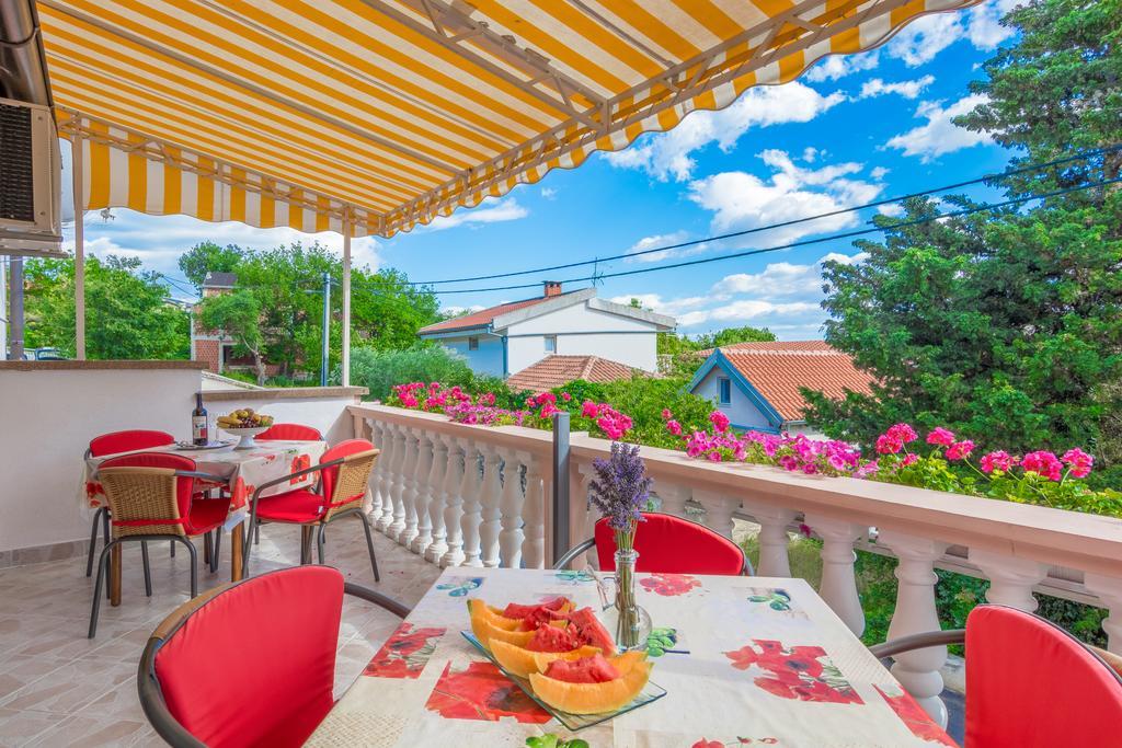 Apartment Danica Масленица Екстер'єр фото